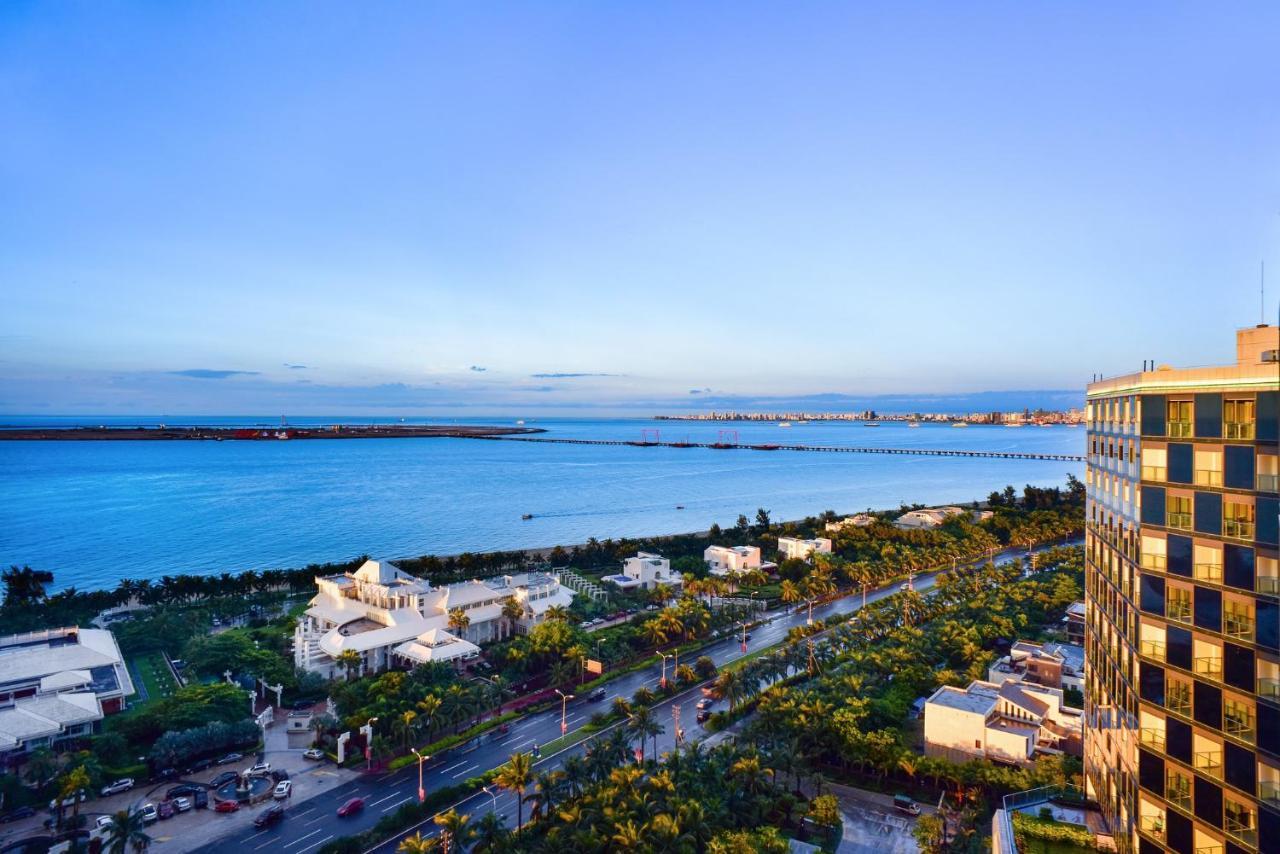 Holiday Inn Haikou West Coast By Ihg Екстериор снимка