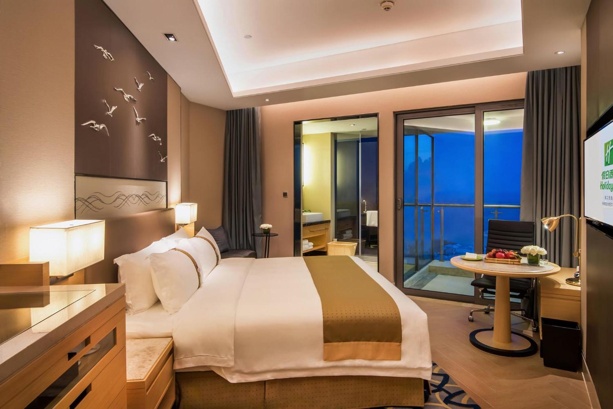 Holiday Inn Haikou West Coast By Ihg Екстериор снимка