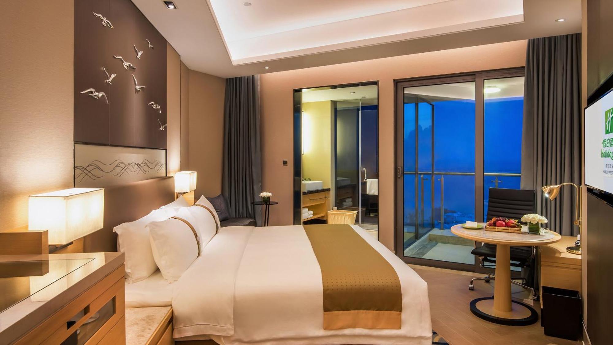 Holiday Inn Haikou West Coast By Ihg Екстериор снимка